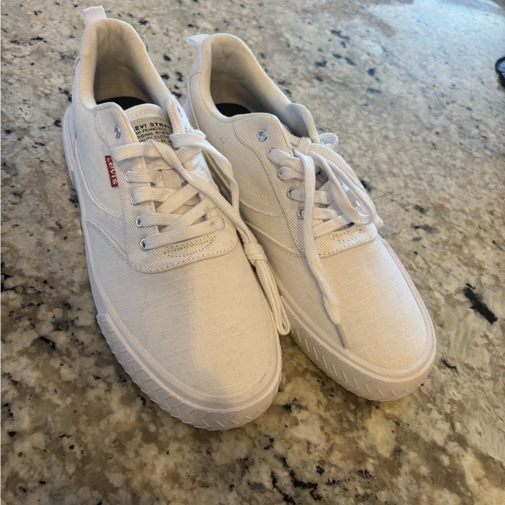 Levi's Women's Classic White Sneakers